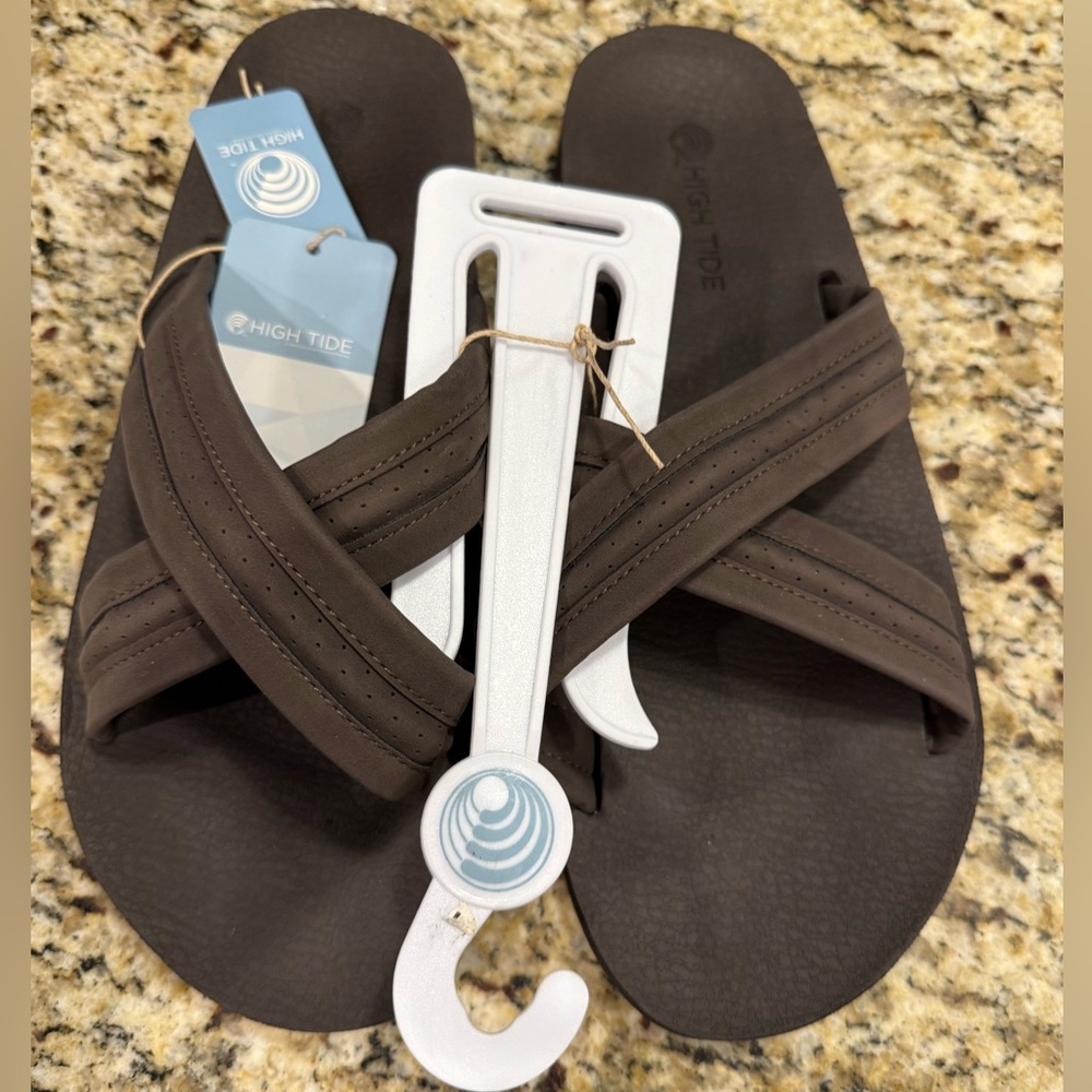 High Tide brown faux leather slipper on sandals Size 10